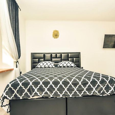 Luxury Heritage Apartment Zara Antica Εξωτερικό φωτογραφία