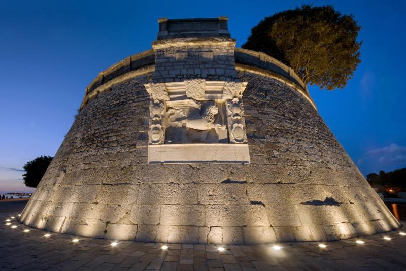 Luxury Heritage Apartment Zara Antica Εξωτερικό φωτογραφία