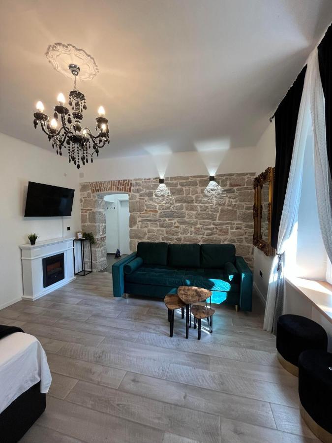 Luxury Heritage Apartment Zara Antica Εξωτερικό φωτογραφία